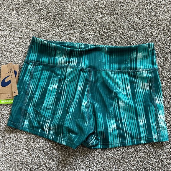 ASICS Train Shorts - Picture 3 of 4